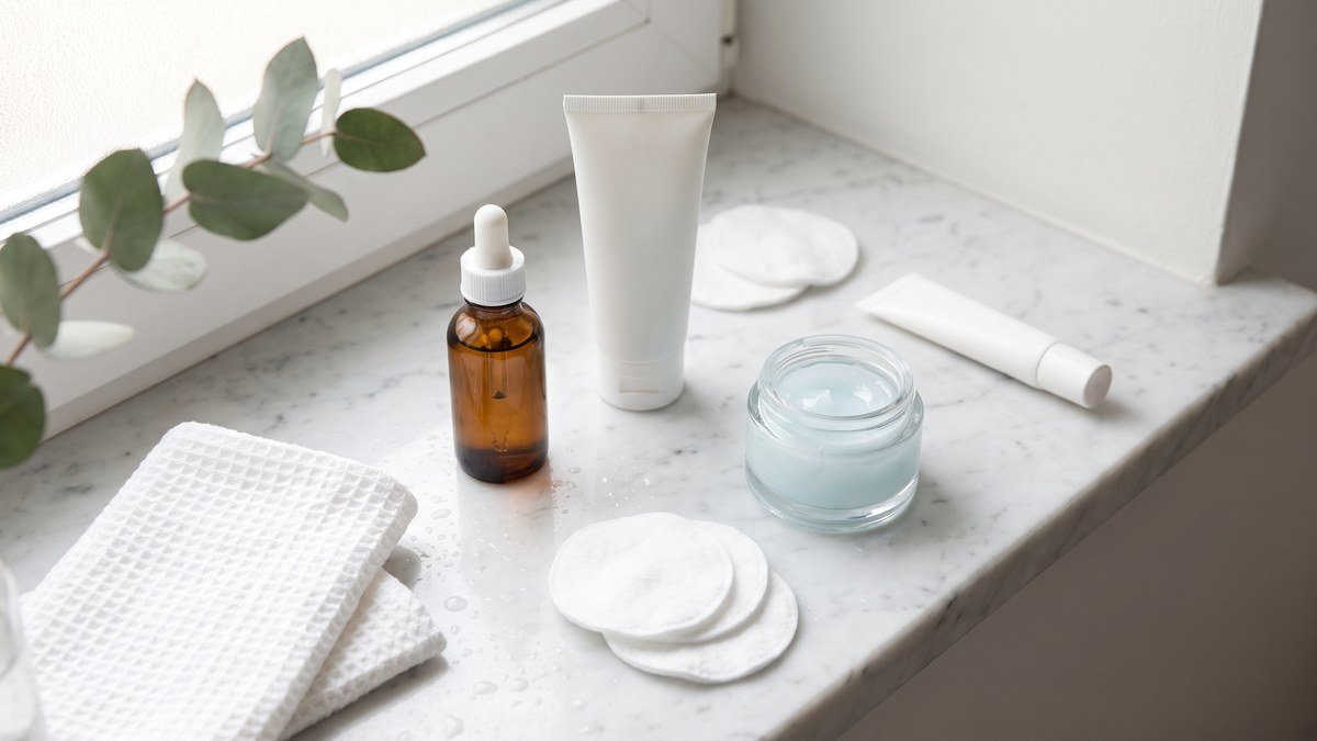How to Get Rid of Blackheads on Your Nose (UK Guide)